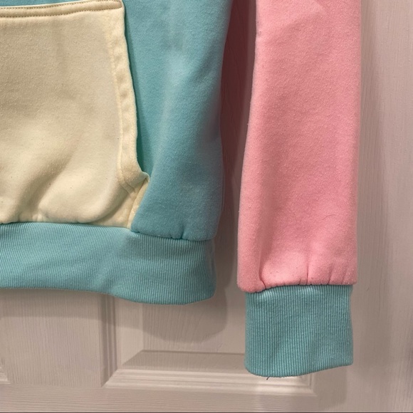 Reason Color Block Hoodie - Picture 7 of 11